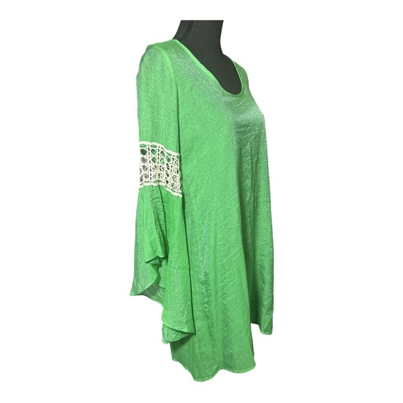 VaVa by Joy Han Green Women's Top Completely Lined with Lace Detail Size Large - Picture 4 of 6
